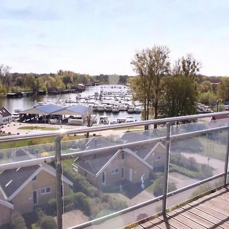 Mueritz In Rechlin-nord Apartment